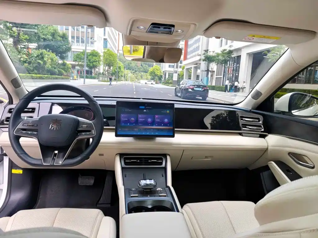 Qin L 2024 DM-i 120KM transcendent model купить на сайте DeffCars