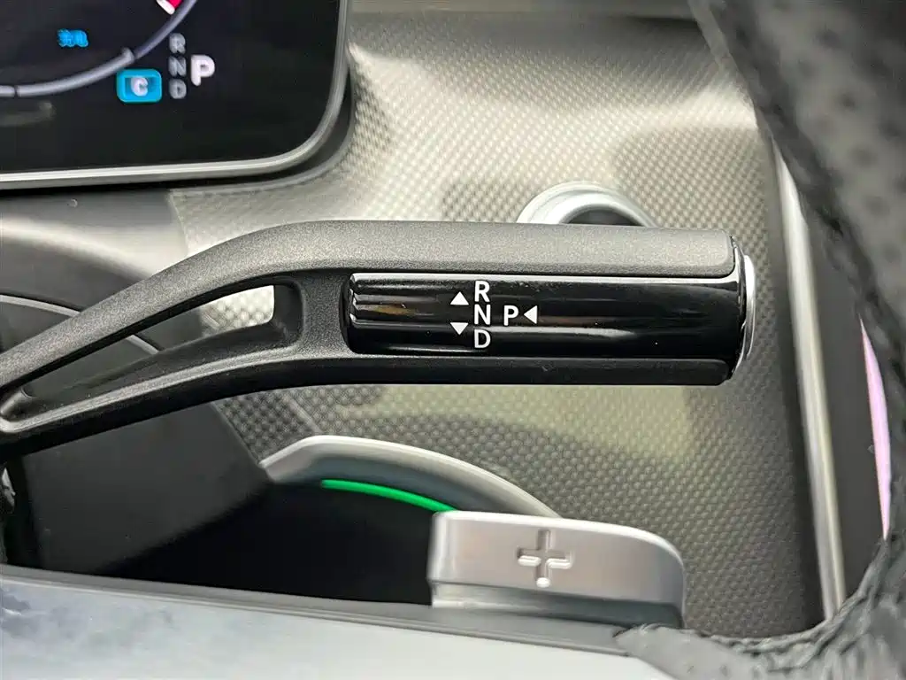 Mercedes-Benz C-Class 2023 facelift C 260 L sports version купить на сайте DeffCars