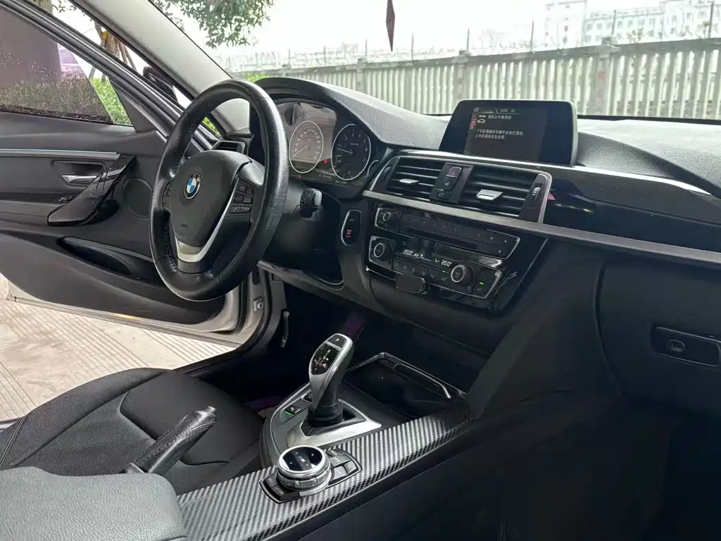 BMW 3 Series 2017 320Li M Sports купить на сайте DeffCars