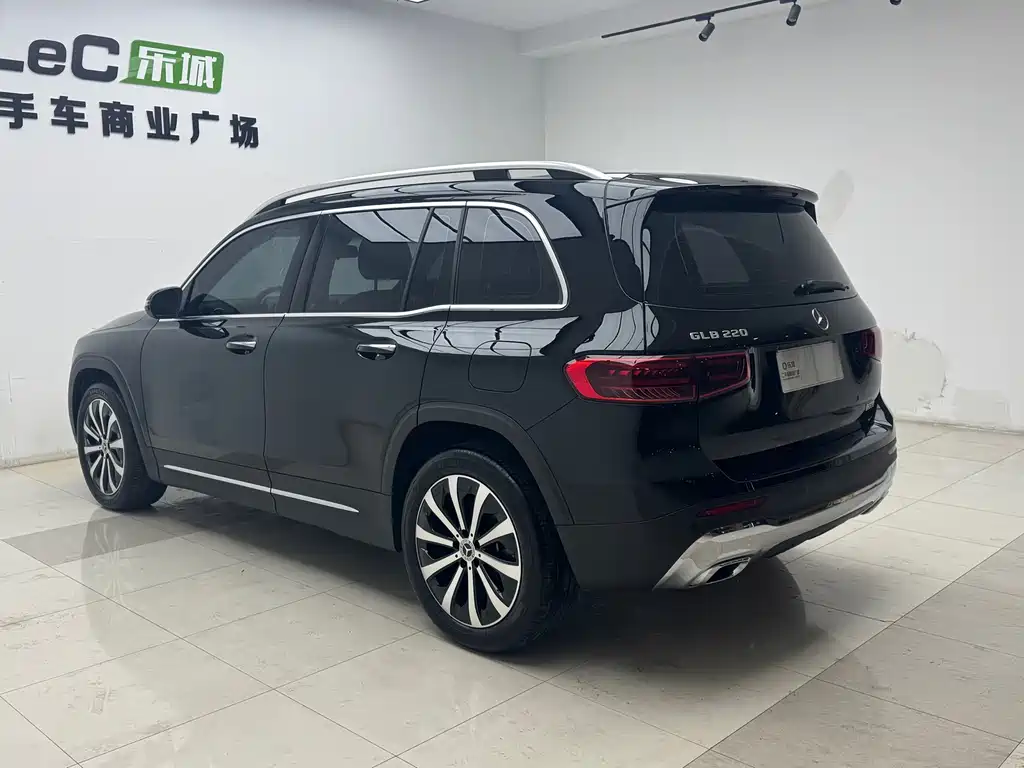 Mercedes-Benz GLB 2024 facelift GLB 220 fashion model купить на сайте DeffCars