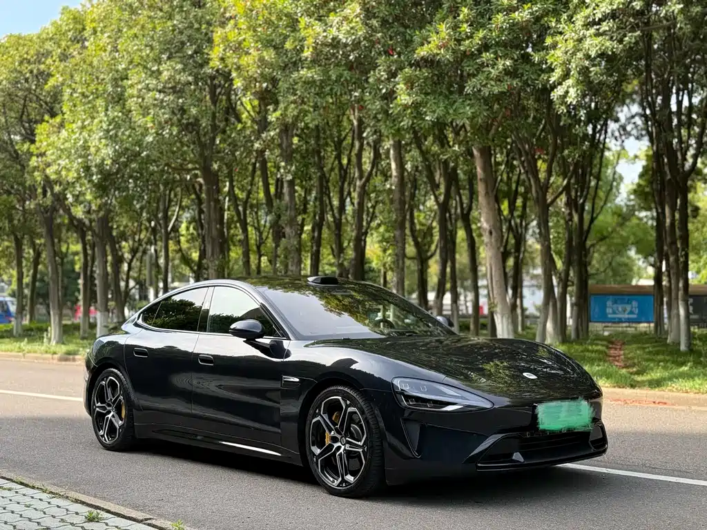 Xiaomi SU7 2024 four-wheel drive, ultra-long battery life, high-end smart driving Max version купить на сайте DeffCars