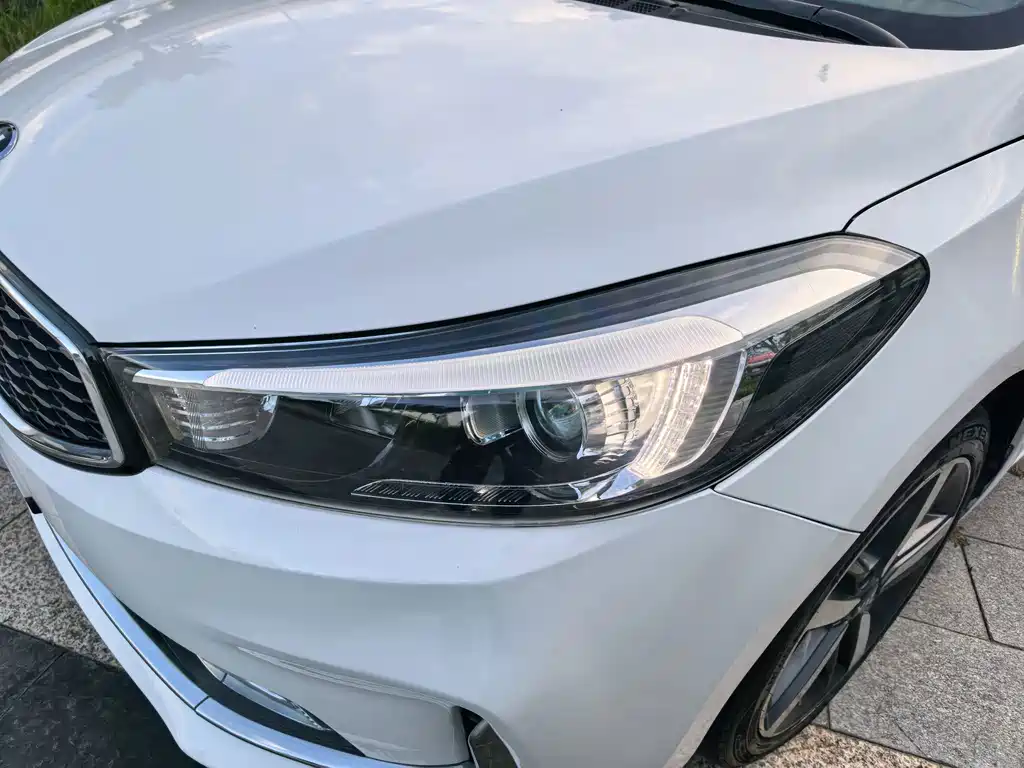 Kia K3 2017 1.6L Automatic 15th Anniversary Special Edition GLS купить на сайте DeffCars