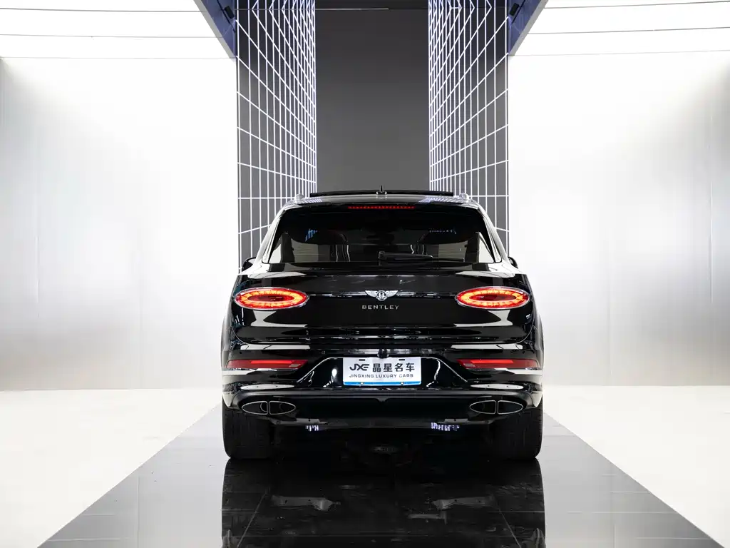 Bentayga 2022 4.0T V8 купить на сайте DeffCars