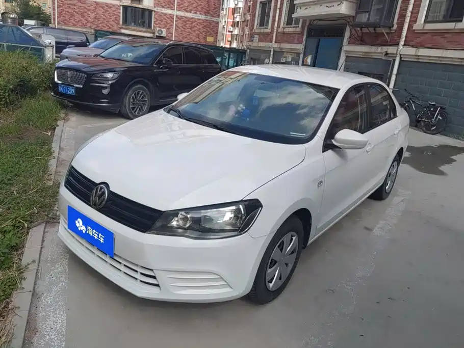 Jetta 2015 Premium Edition 1.6L Manual Fashion Model купить на сайте DeffCars