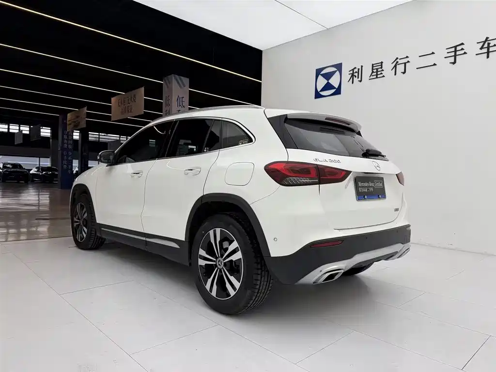 Mercedes-Benz GLA 2022 GLA 200 купить на сайте DeffCars