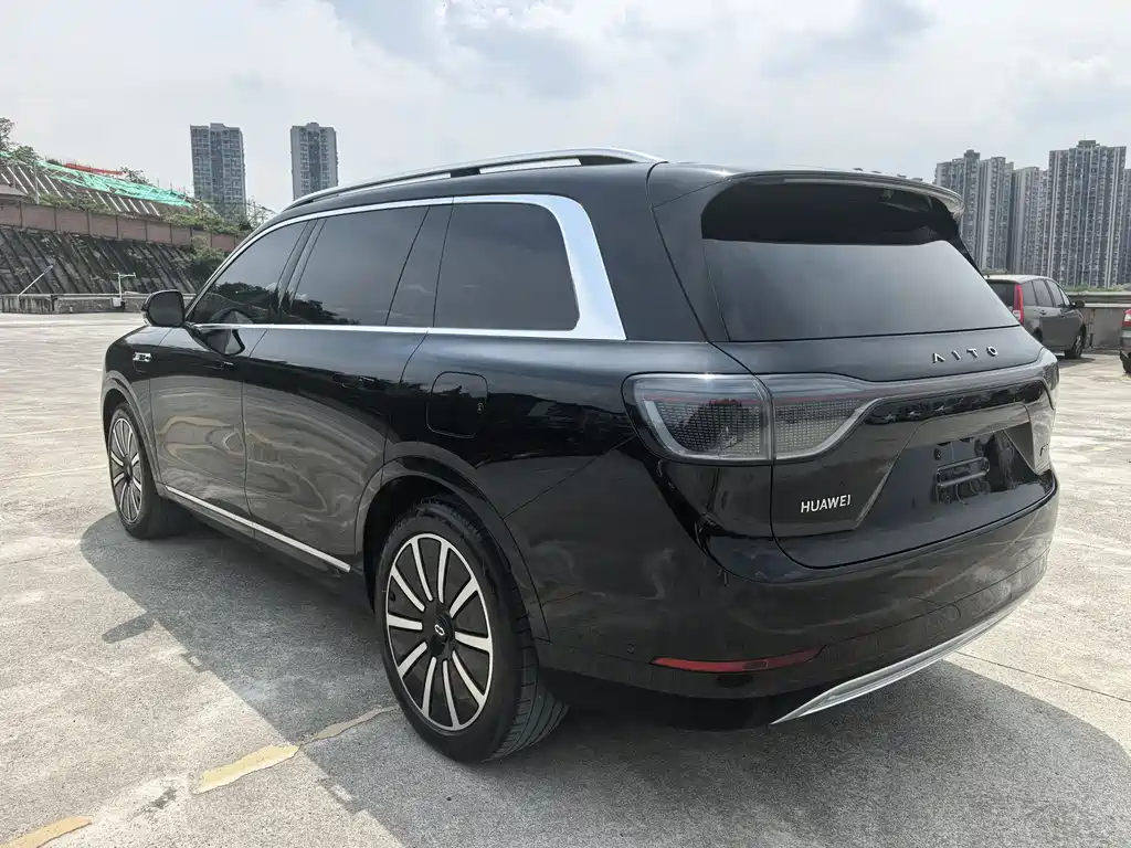 Wenjie M9 2024 extended range Ultra version 52kWh 6-seater version купить на сайте DeffCars