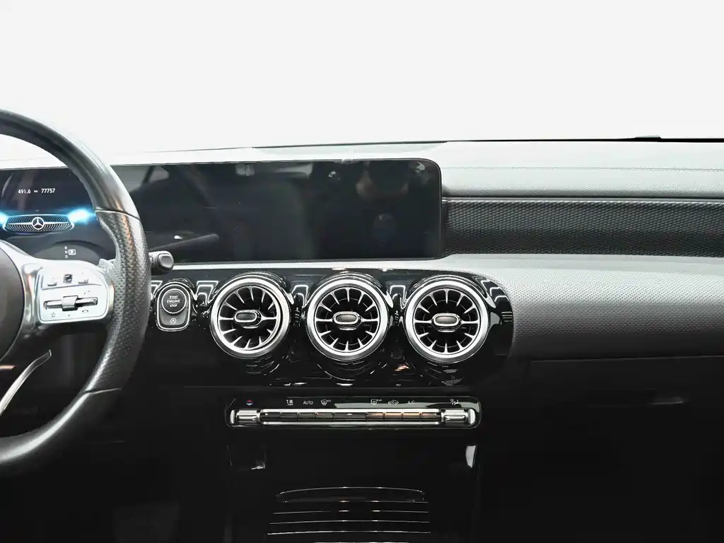 Mercedes-Benz A-Class 2022 A 200 L Sports Sedan Fashionable купить на сайте DeffCars