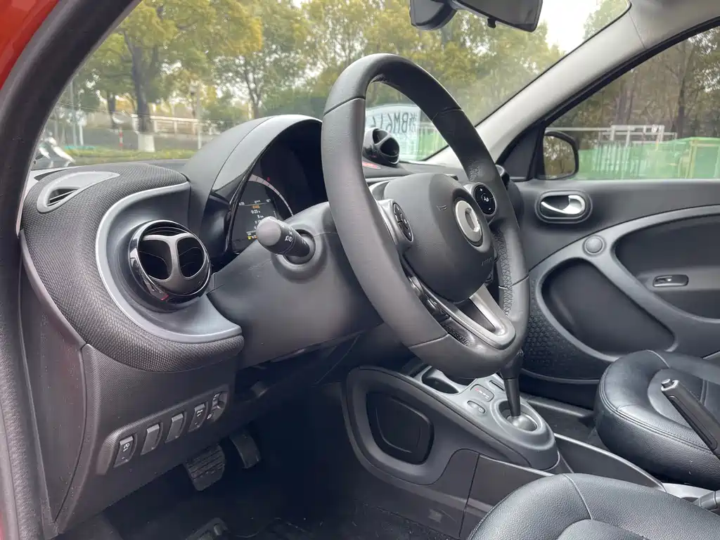 smart forfour 2016 1.0L 52kW passion version купить на сайте DeffCars