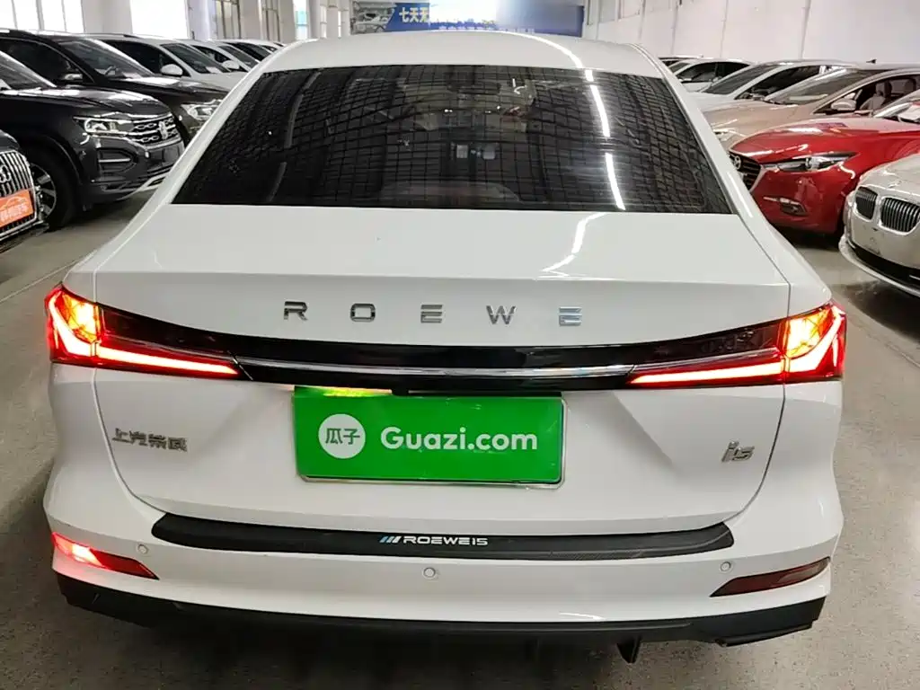 Roewe i5 2023 1.5L Manual Comfort Edition купить на сайте DeffCars