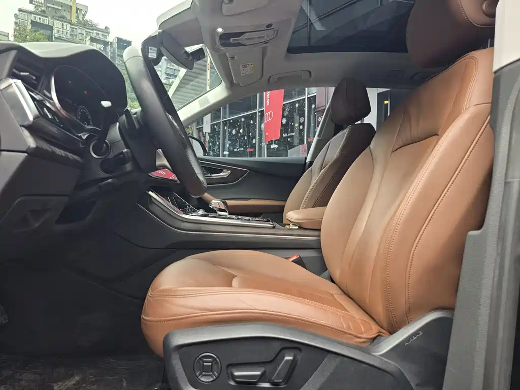 Audi Q8 2019 55 TFSI luxury and dynamic model купить на сайте DeffCars