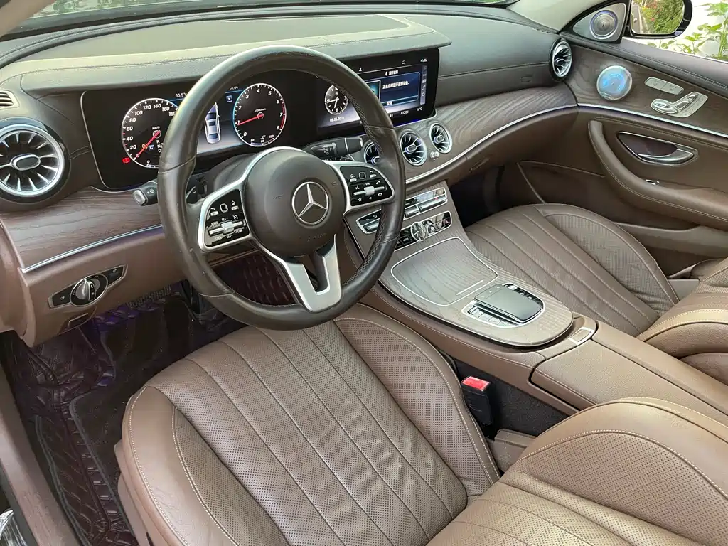 Mercedes-Benz E-Class 2020 Facelift E 300 L Special Edition купить на сайте DeffCars