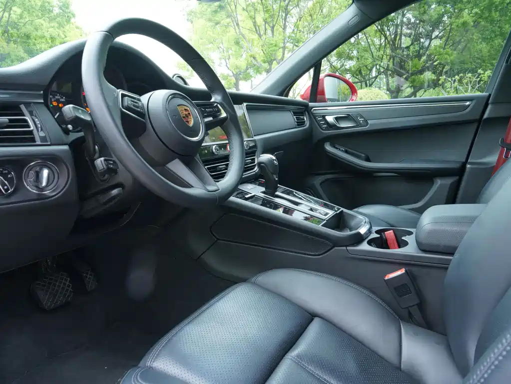 Macan 2020 Macan 2.0T купить на сайте DeffCars