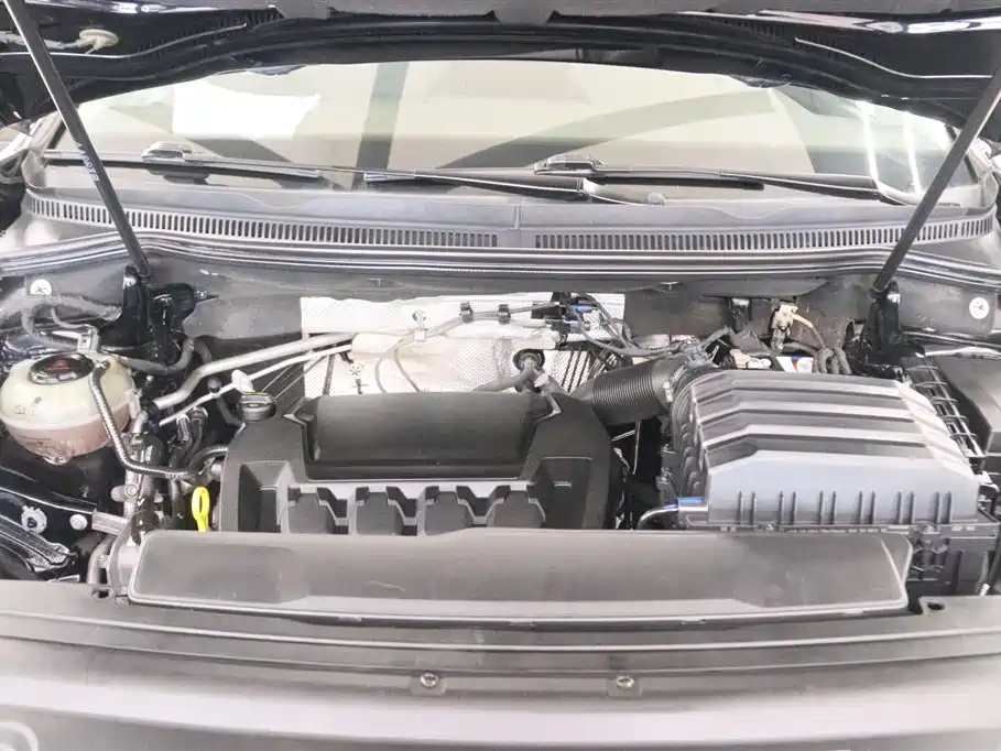 Weiran 2024 330TSI Business Edition купить на сайте DeffCars