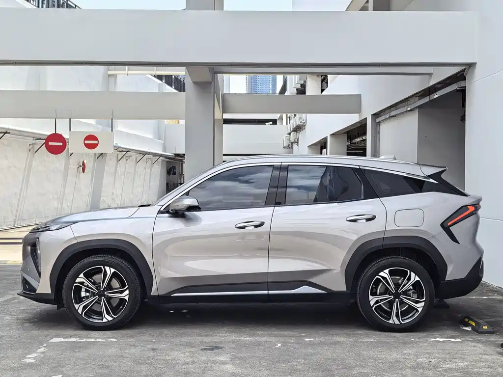 Galaxy L7 2025 EM-i 115km Discovery+ Edition купить на сайте DeffCars