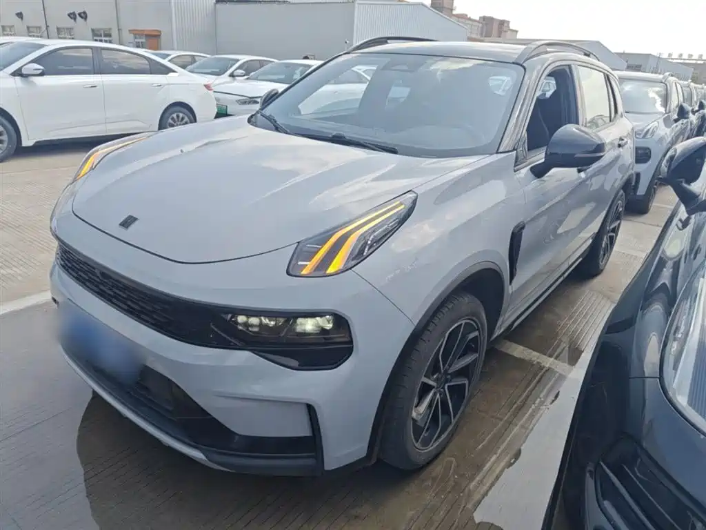 Lynk & Co 01 2023 1.5TD EM-F AM купить на сайте DeffCars