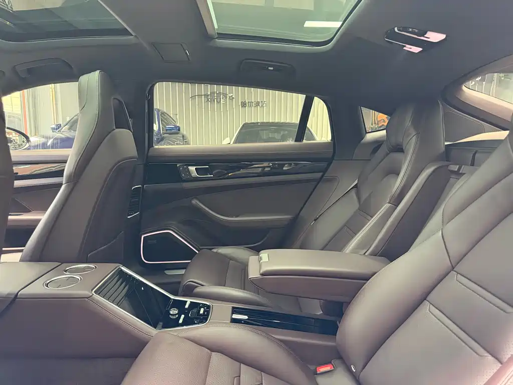 Panamera 2022 Panamera 4 Executive Extended Edition 2.9T купить на сайте DeffCars