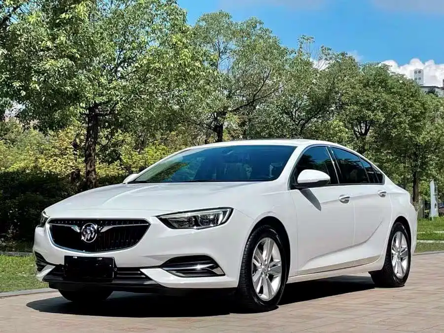 Regal 2019 20T Elite National V купить на сайте DeffCars