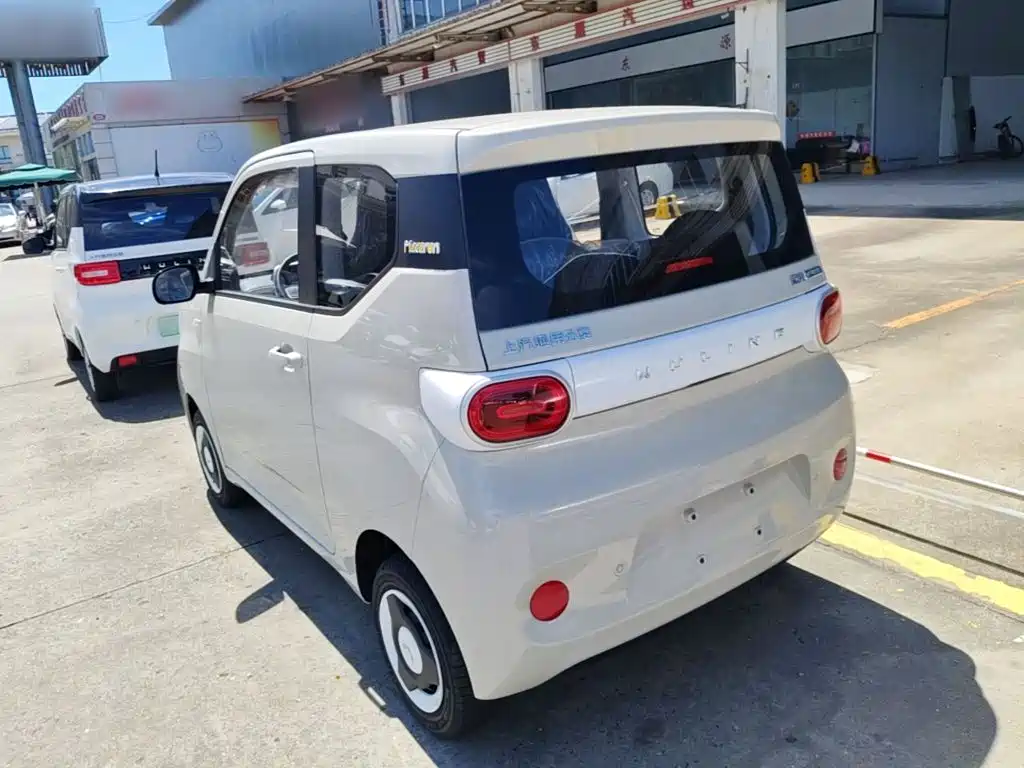 Hongguang MINIEV 2024 third generation 215km youth version купить на сайте DeffCars