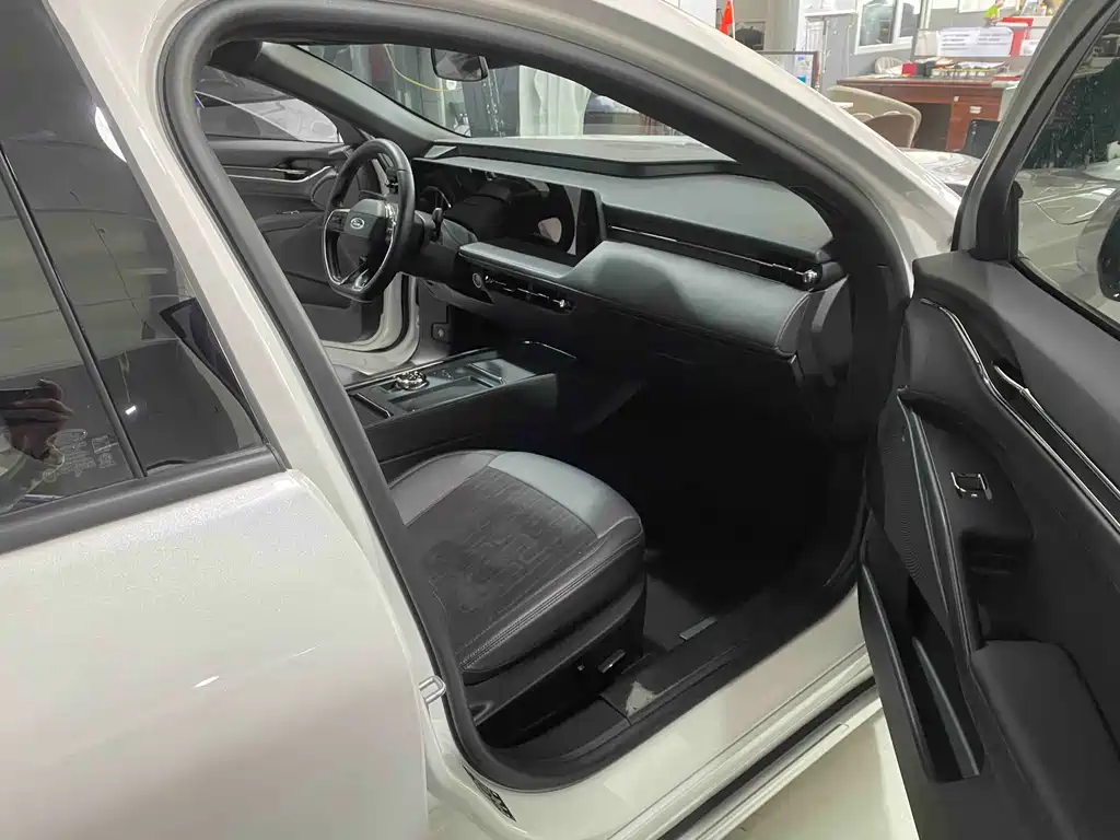 Mondeo 2023 EcoBoost 180 Comfort купить на сайте DeffCars