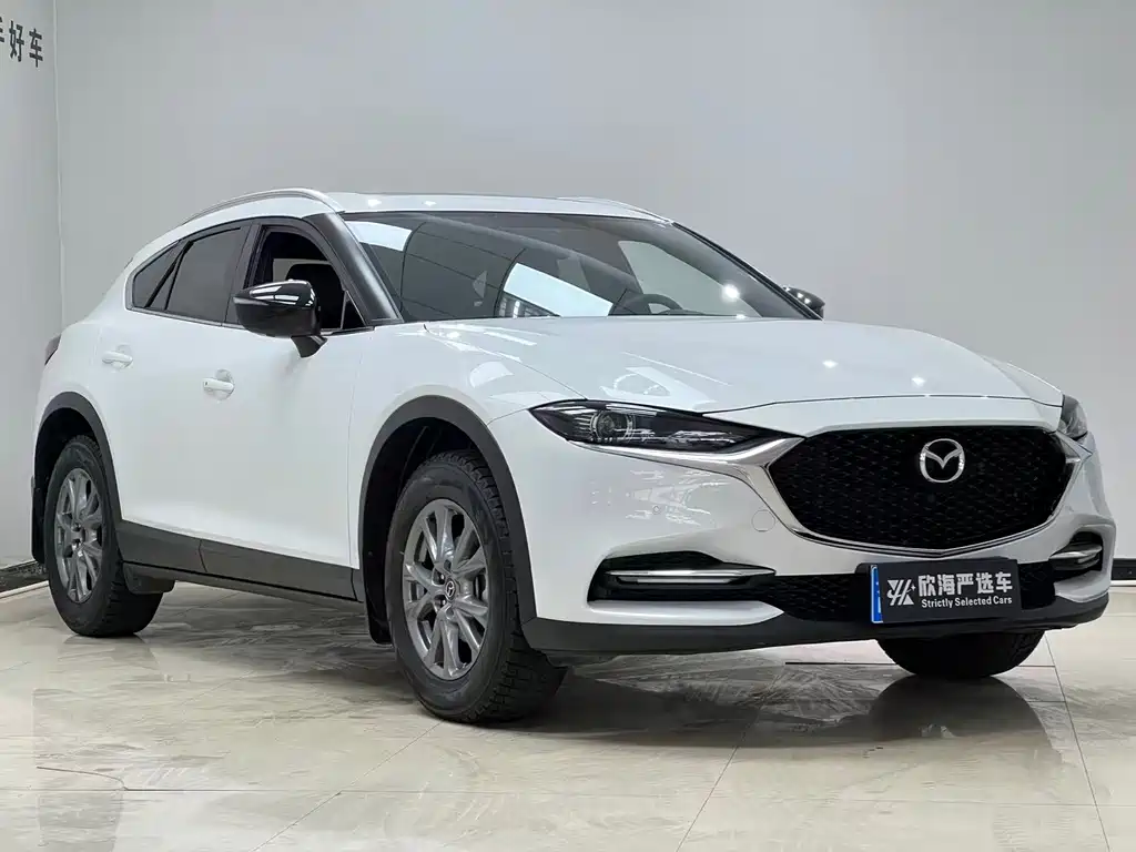 Mazda CX-4 2021 2.0L automatic two-wheel drive Blue Sky Premium Edition купить на сайте DeffCars