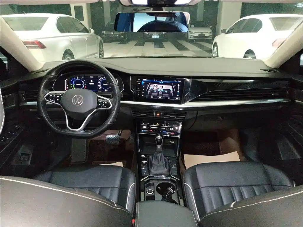 Passat New Energy 2022 Facelift 430PHEV Hybrid Elite Edition купить на сайте DeffCars