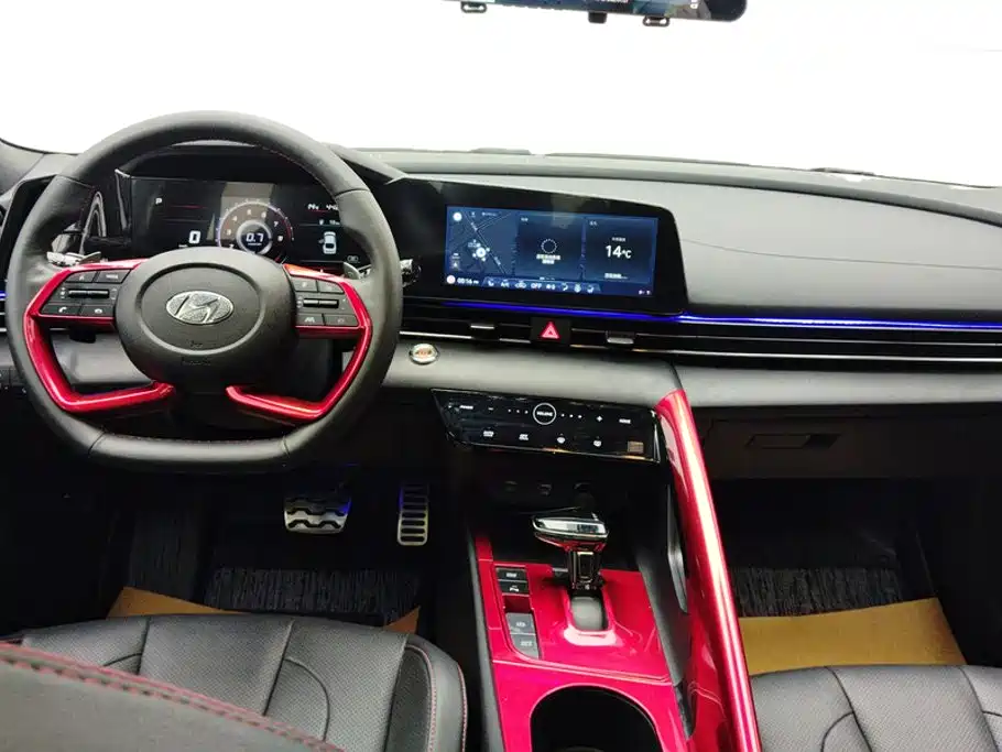 Elantra 2022 240TGDi DCT LUX Premium Edition купить на сайте DeffCars