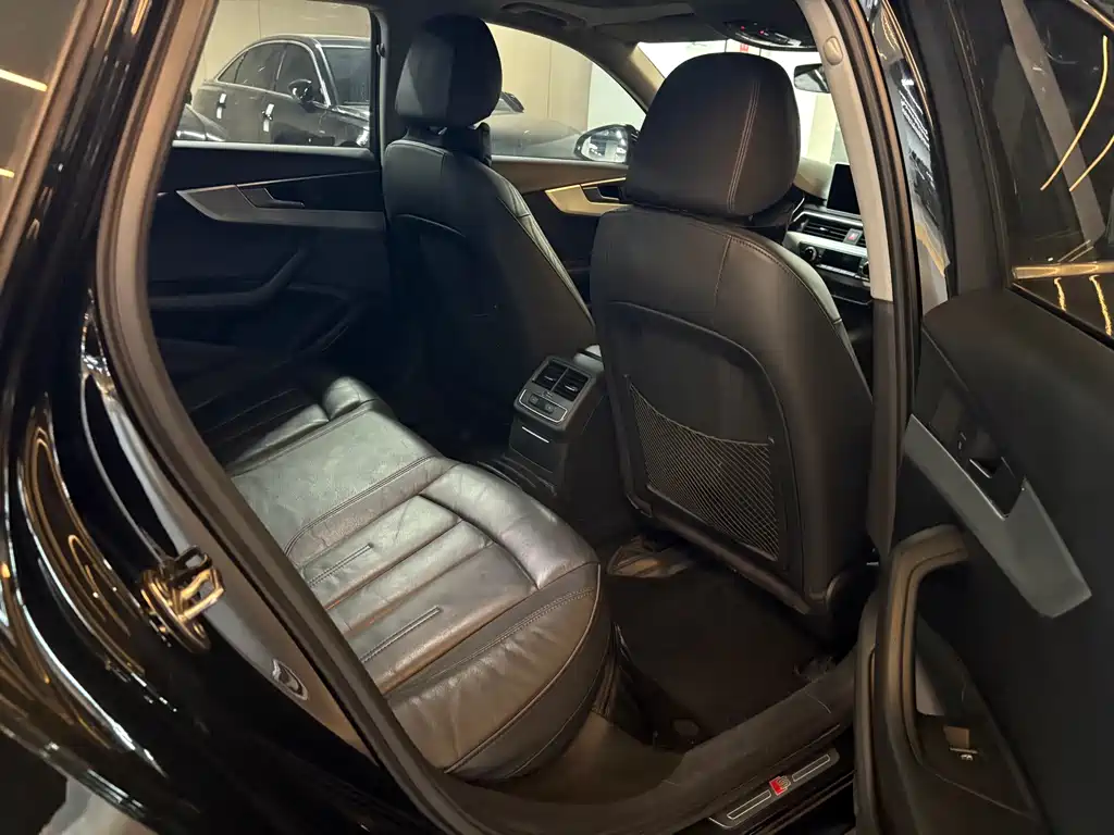 Audi A4L 2019 40 TFSI Fashion Type National VI купить на сайте DeffCars