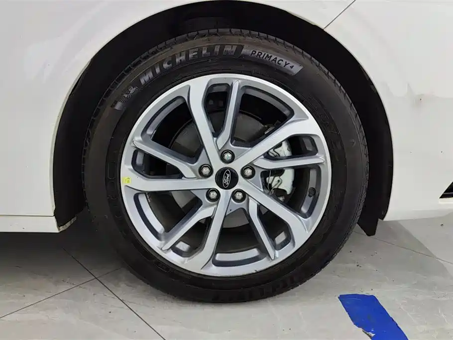 Mondeo 2022 EcoBoost 245 Luxury купить на сайте DeffCars