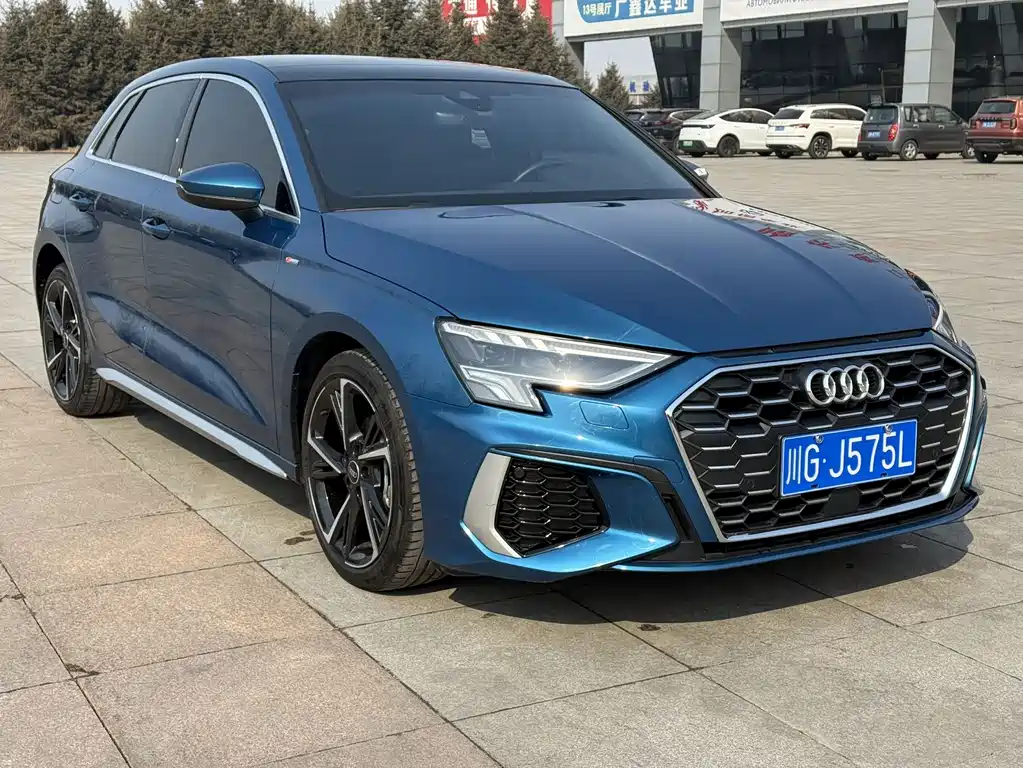 Audi A3 2023 facelift Sportback 35 TFSI stylish and sporty купить на сайте DeffCars