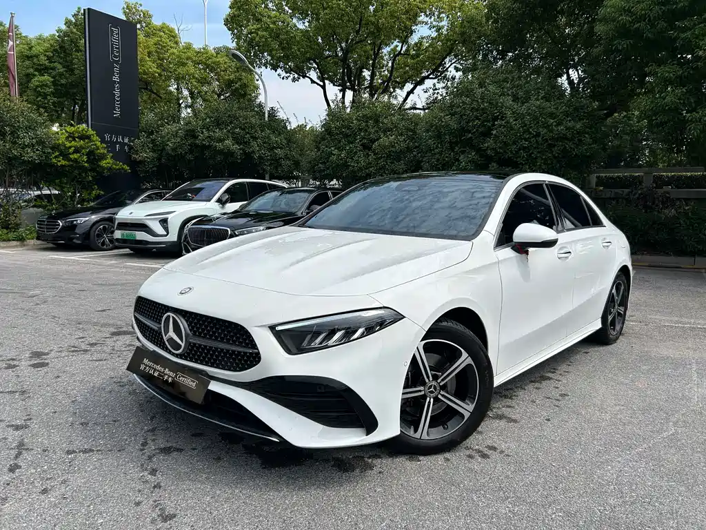 Mercedes-Benz A-Class 2024 A 200 L Fashion купить на сайте DeffCars