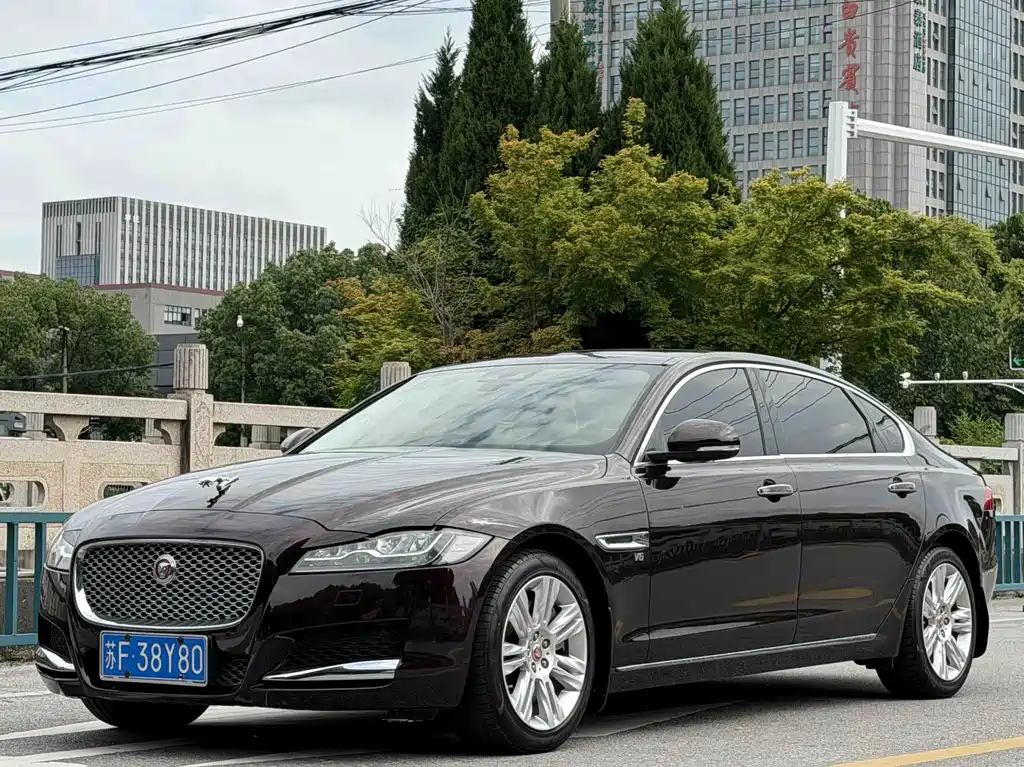 Jaguar XFL 2018 3.0 SC 340PS Luxury Edition купить на сайте DeffCars