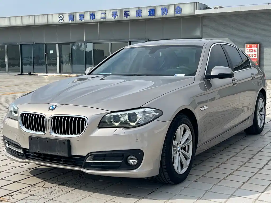 BMW 5 Series Imported 2015 520i Elegant купить на сайте DeffCars