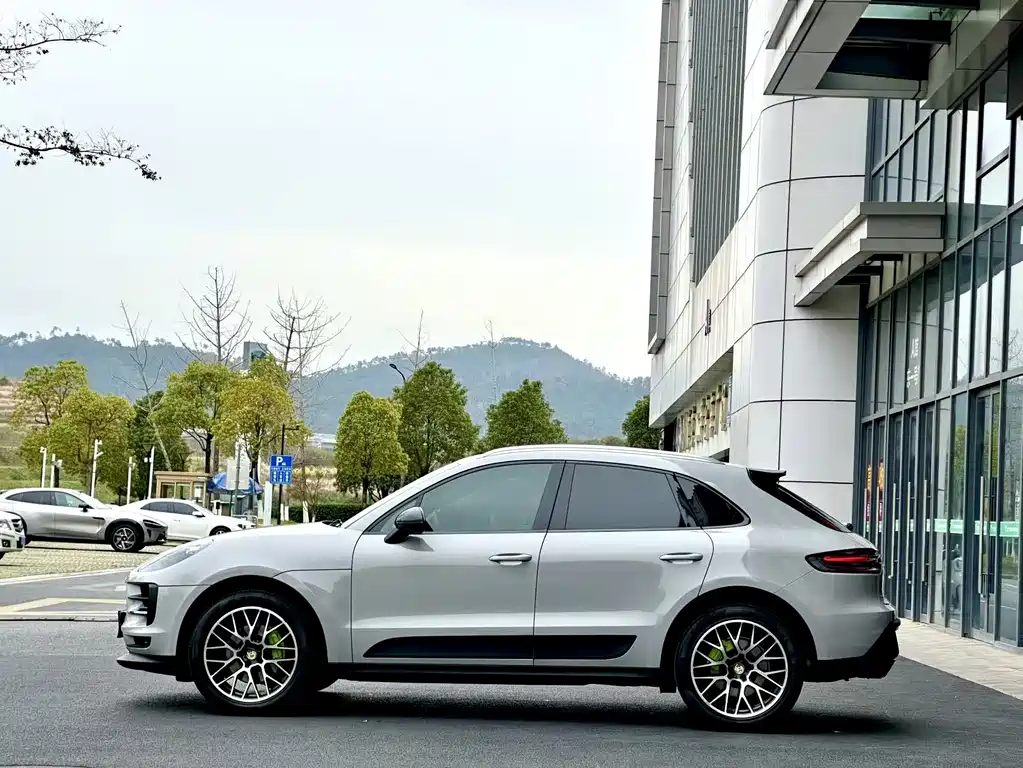 Macan 2018 Macan 2.0T купить на сайте DeffCars