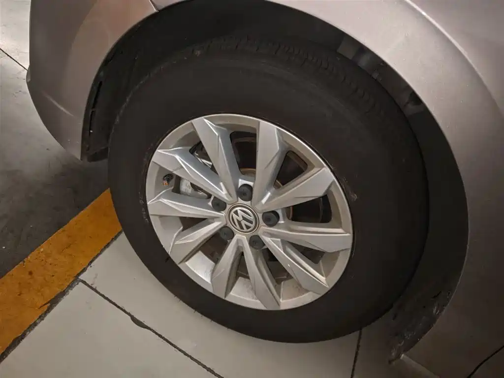 Bora 2020 1.5L automatic fashion model купить на сайте DeffCars