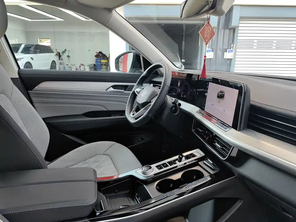 Lanxun 2025 380TSI four-wheel drive R-Line cruising model купить на сайте DeffCars