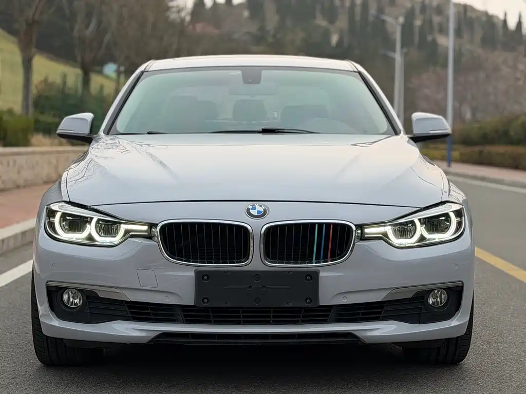 BMW 3 Series 2018 320Li Fashion Model купить на сайте DeffCars