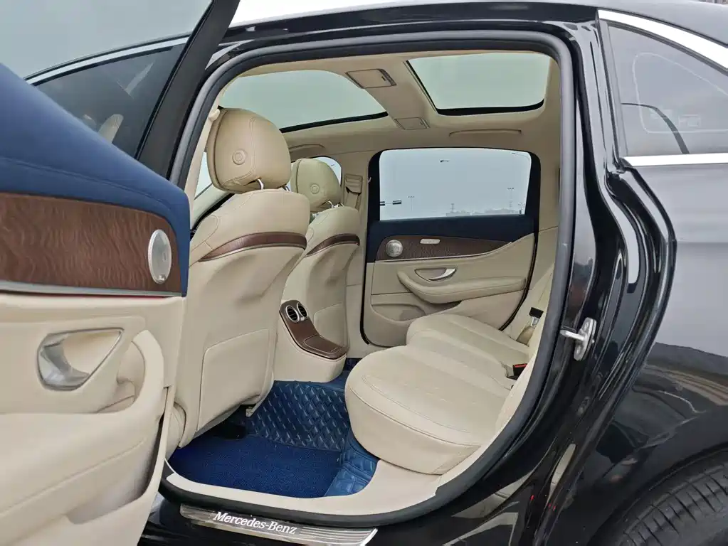 Mercedes-Benz E-Class 2022 E 260 L купить на сайте DeffCars