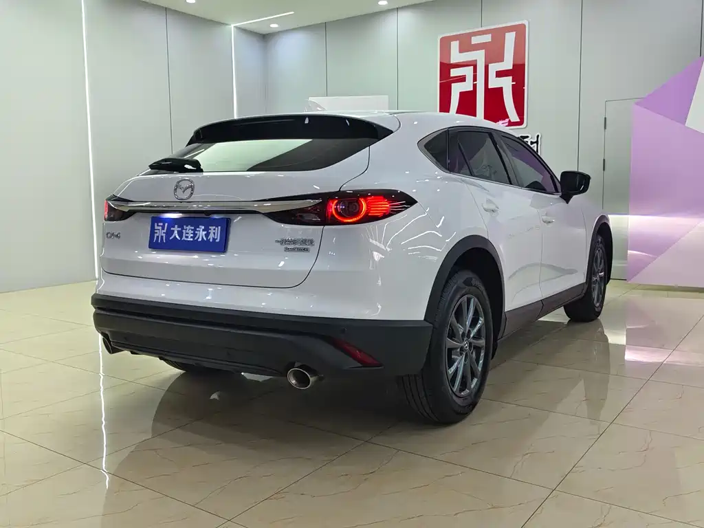 Mazda CX-4 2021 2.0L automatic two-wheel drive Blue Sky Vitality Edition купить на сайте DeffCars