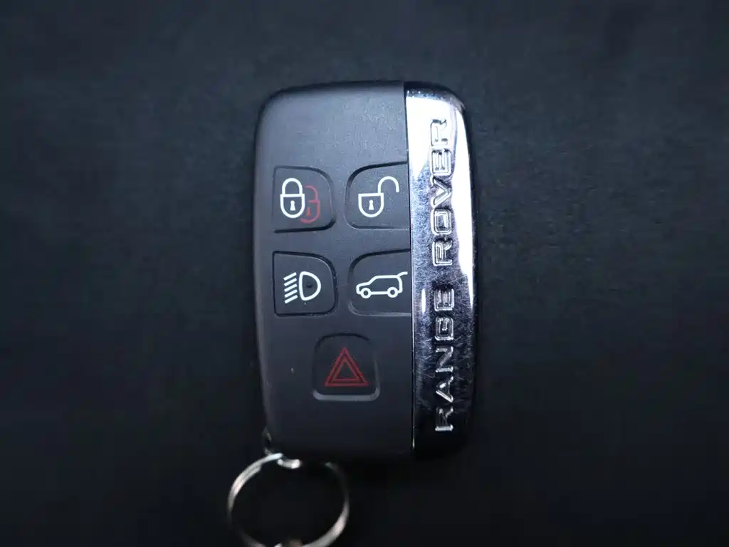 Range Rover Velar 2019 250PS купить на сайте DeffCars