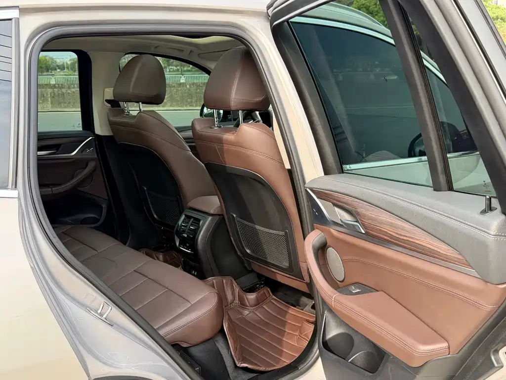 BMW X3 2021 facelift xDrive28i luxury package купить на сайте DeffCars