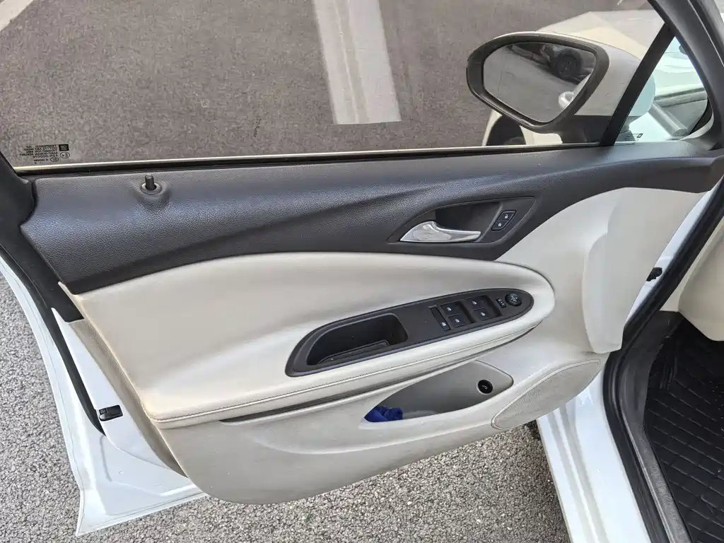 Weilan 2015 Sedan 15S Automatic Leading Type купить на сайте DeffCars