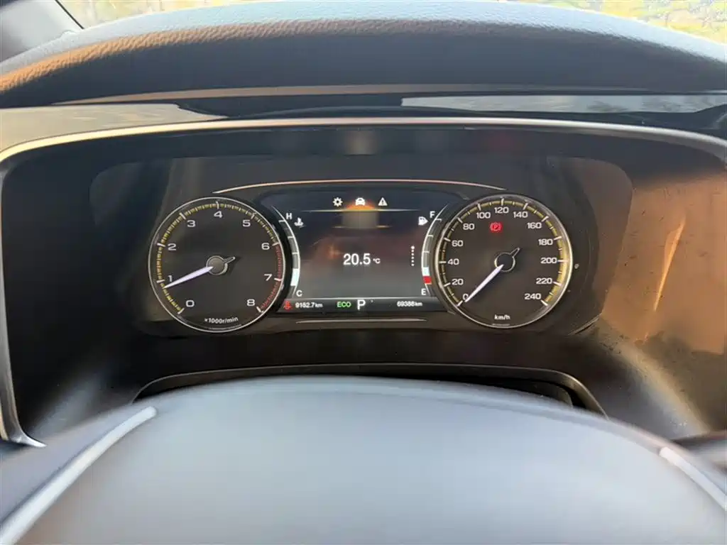 Trumpchi M8 2021 Facelift Lingxiu Series 390T Deluxe Edition купить на сайте DeffCars