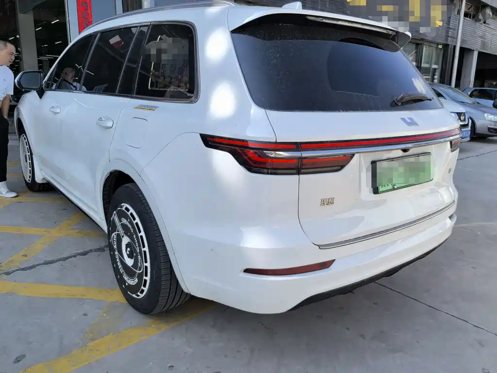 Ideal ONE 2021 extended range 6-seater version купить на сайте DeffCars