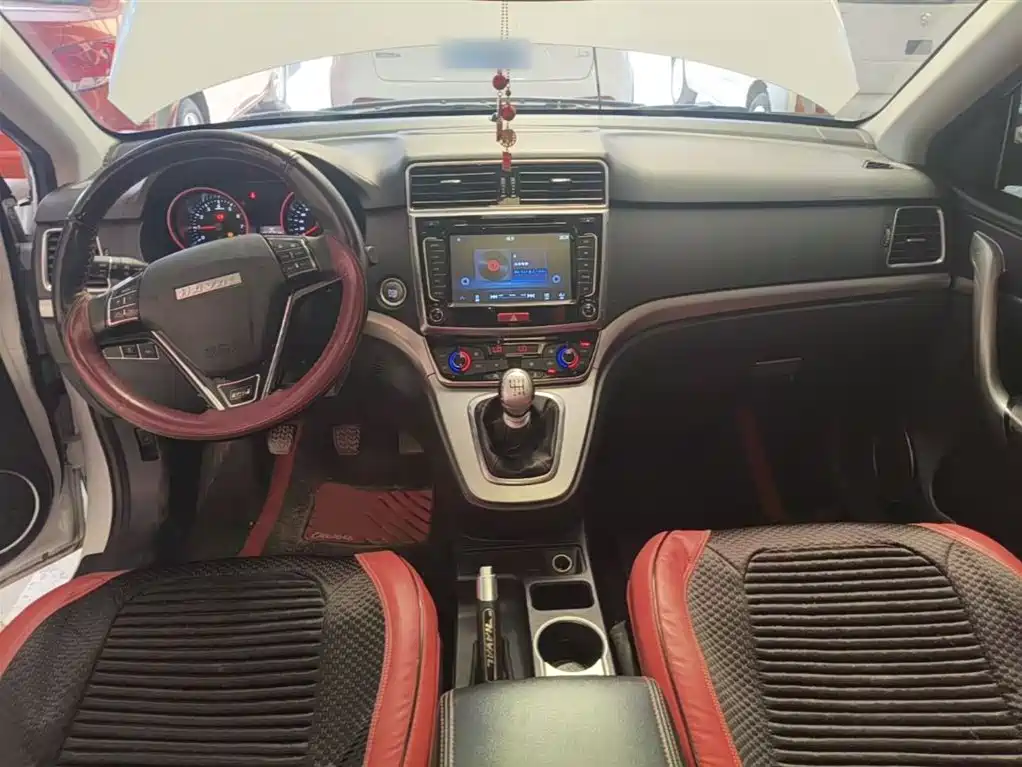 Haval M6 2018 1.5T manual two-wheel drive elite model купить на сайте DeffCars