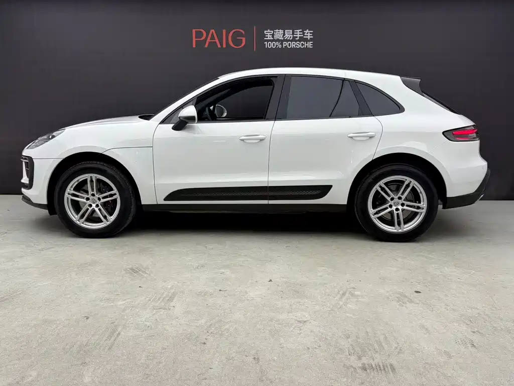 Macan 2024 Macan 2.0T купить на сайте DeffCars