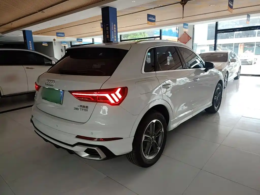 Audi Q3 2024款 35 TFSI 进取动感型 купить на сайте DeffCars