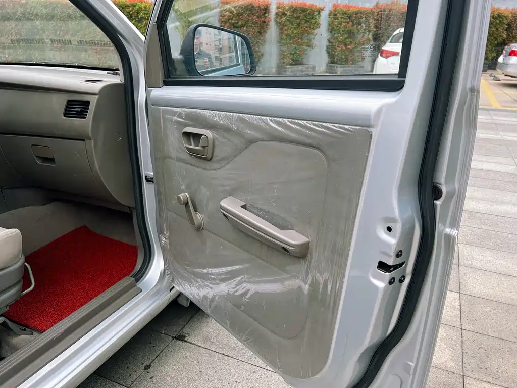 Wuling Rongguang V 2019 1.5L practical van transport truck купить на сайте DeffCars