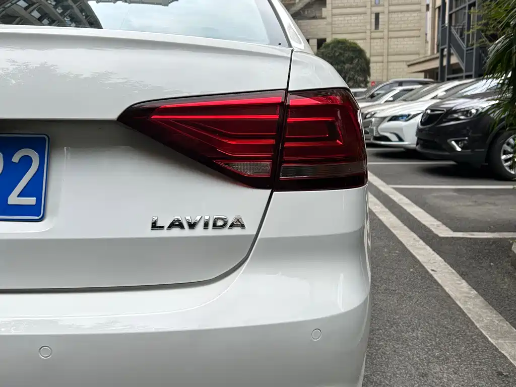 Lavida 2019 Lavida Qihang 1.5L Automatic Fashion Edition National VI купить на сайте DeffCars