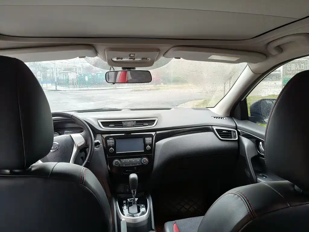 Qashqai 2017 2.0L CVT Deluxe Edition National V купить на сайте DeffCars
