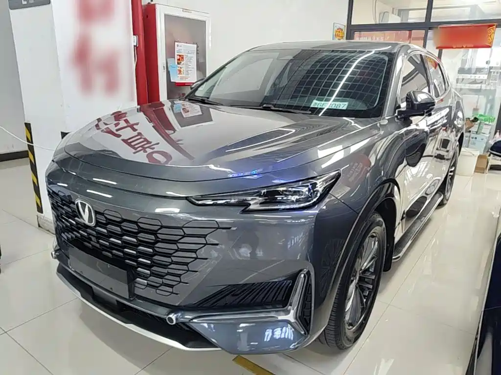 Changan UNI-K 2024 2.0T two-wheel drive Yueshang model купить на сайте DeffCars